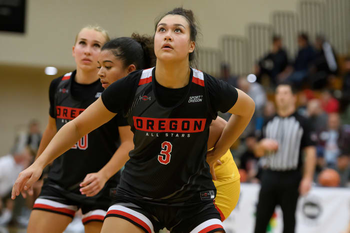 2023-4-2-WAVOR-Girls-GAME-2563-NR-clear